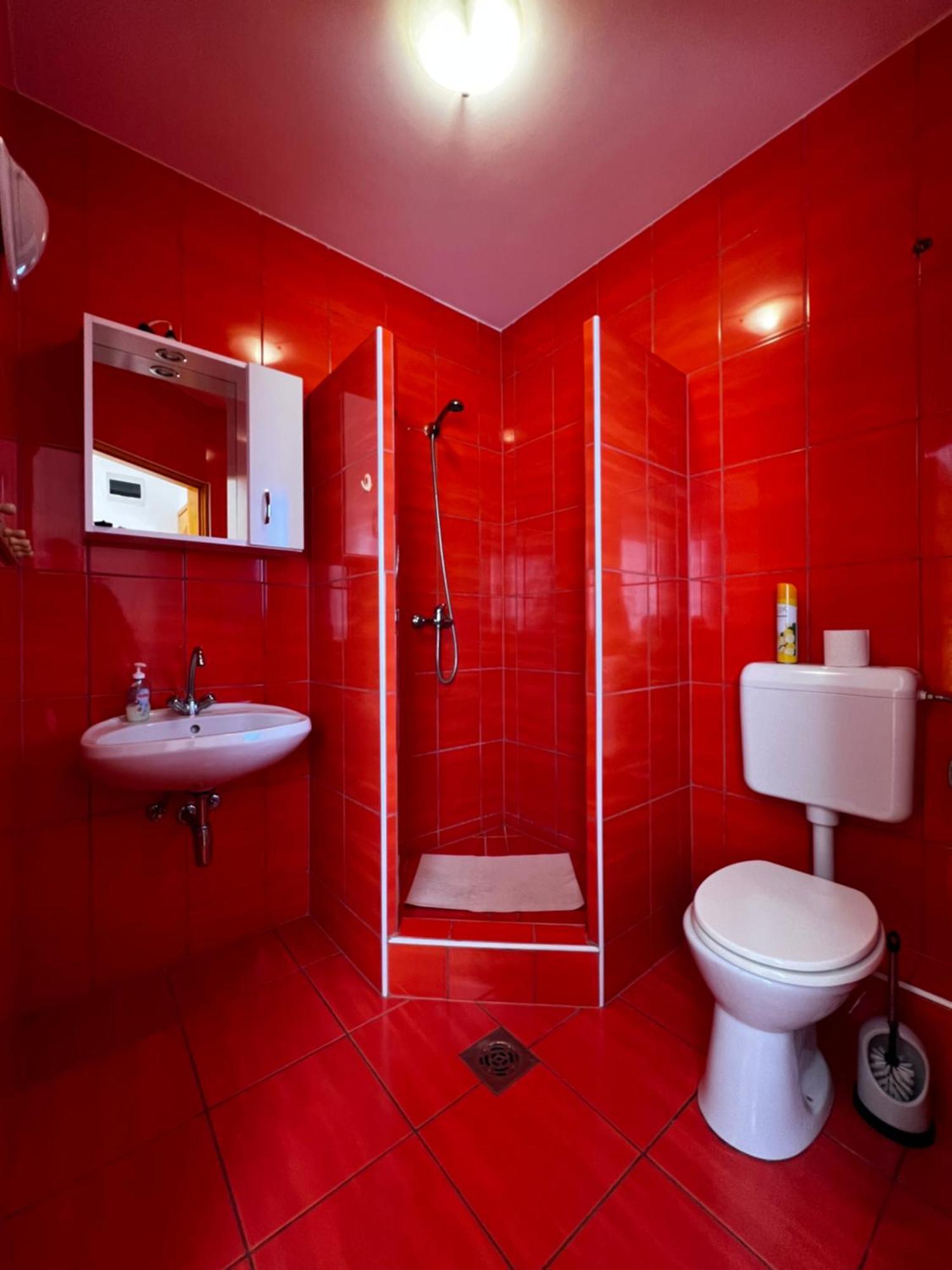 Aqua Thermal Soterapia Es Apartmanhaz Püspökladány Exteriér fotografie