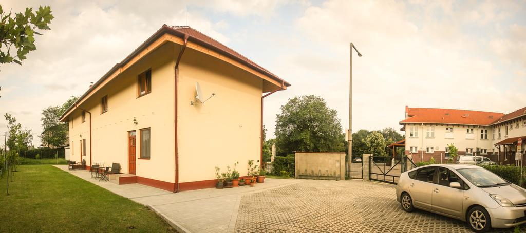Aqua Thermal Soterapia Es Apartmanhaz Püspökladány Exteriér fotografie