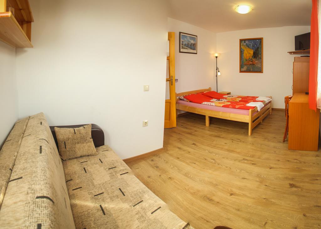 Aqua Thermal Soterapia Es Apartmanhaz Püspökladány Exteriér fotografie